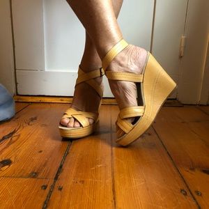 Marc Jacobs leather wedges